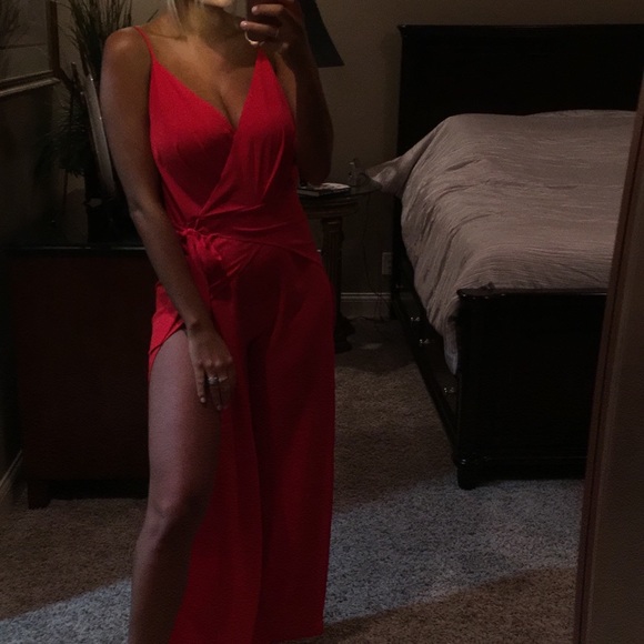 Red blush jumper - Picture 3 of 6